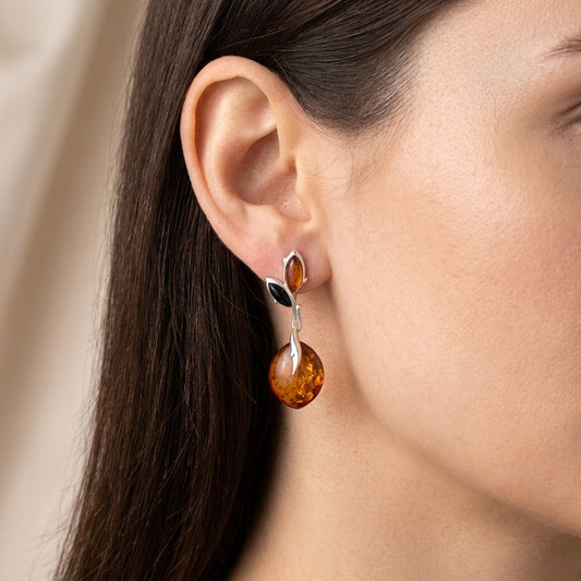 Orecchini Pendenti in Ambra Cognac con Marquise e Disco