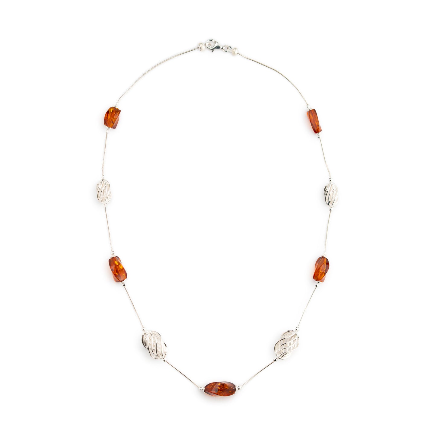 Collana in Ambra Cognac e Argento con Elementi Traforati