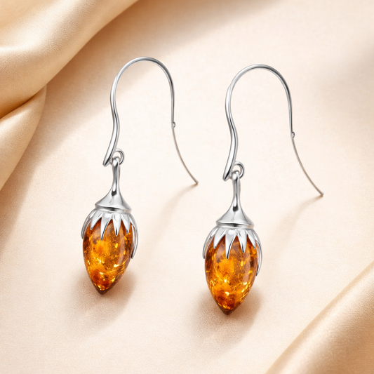 Orecchini Pendenti in Ambra Cognac a Marquise con Griffe