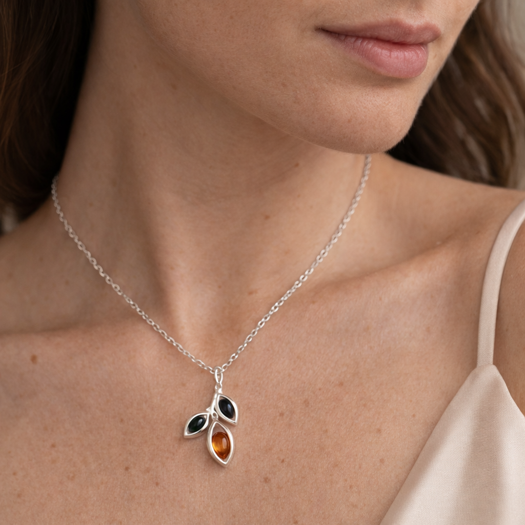 Collana Ramo con Foglie in Ambra e Argento