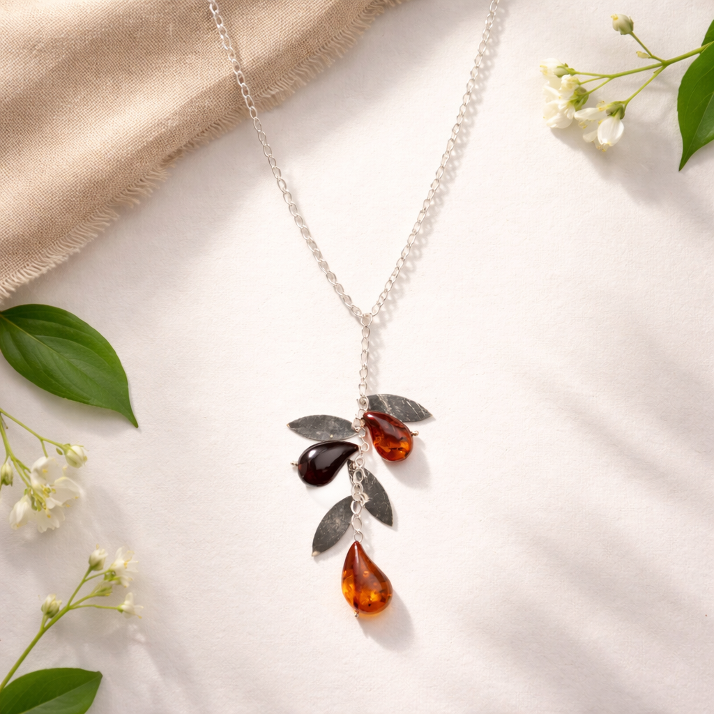 Collana Ramo d’Ulivo in Argento con Gocce di Ambra