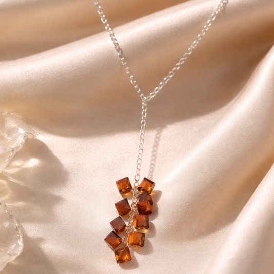 Collana in Argento con Cascata di Cubi in Ambra Cognac