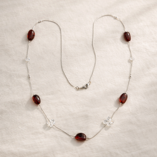 Collana in Ambra Scura e Swarovski su Cavetto in Argento