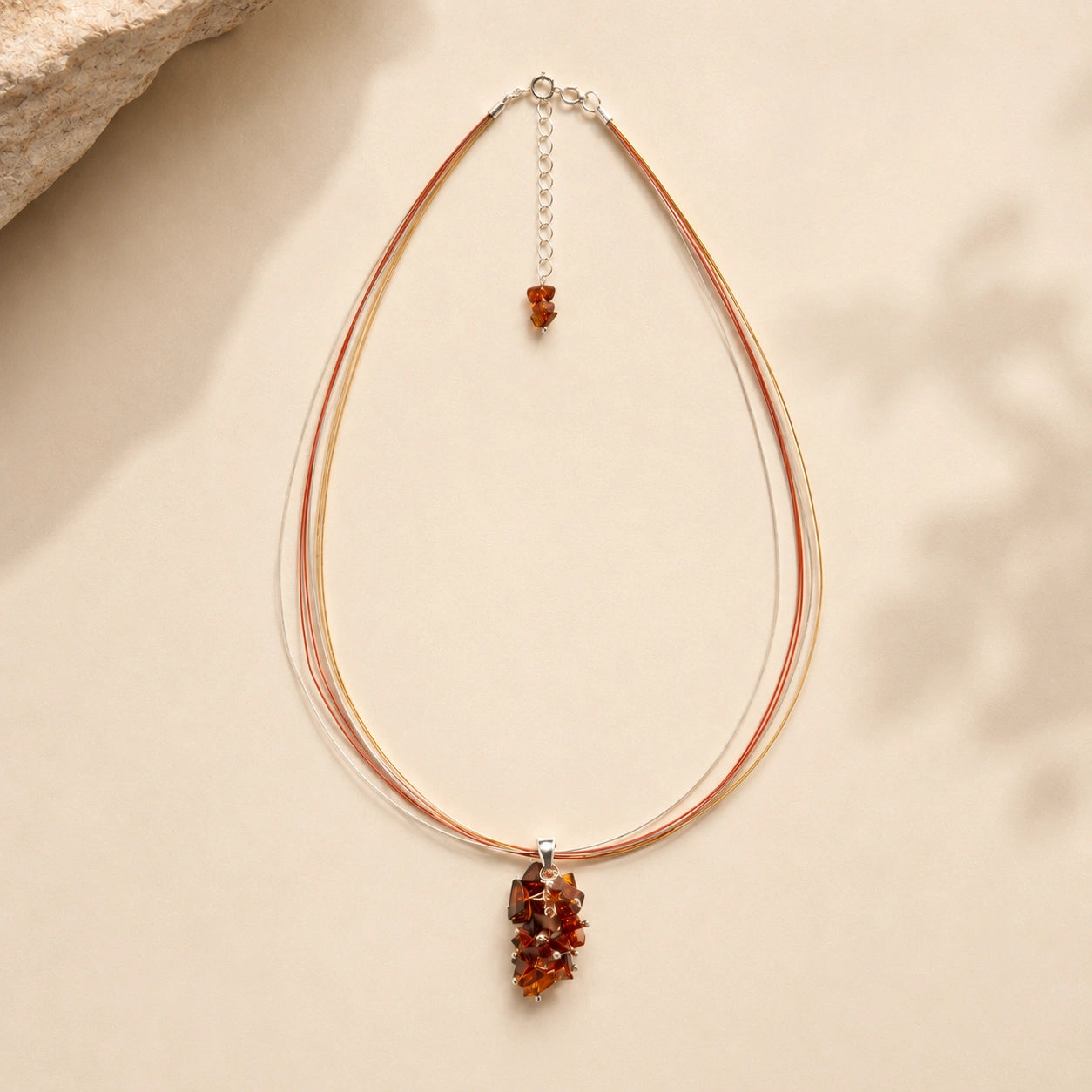 Collana Multifilo in Acciaio e Argento con Pendente Bouquet in Ambra Cognac