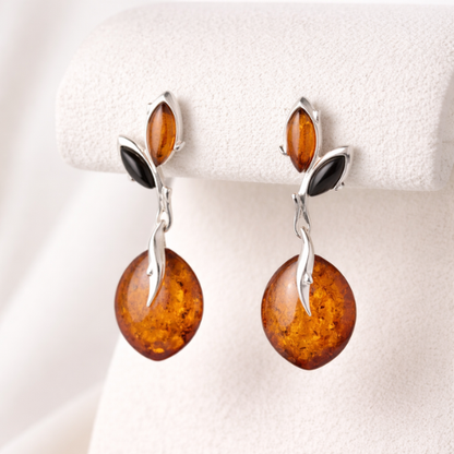 Orecchini Pendenti in Ambra Cognac con Marquise e Disco